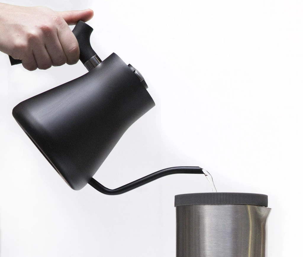 Fellow Stagg Black Kettle - Fellow 3 Fellow Stagg Black Kettle - Fellow - Image 3